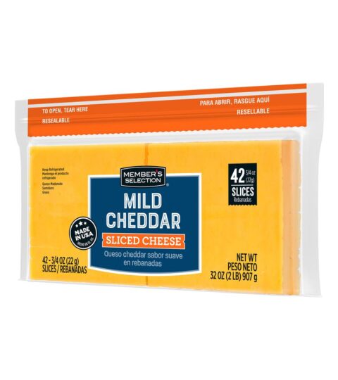 Sliced Mild Cheddar Cheese..MEMBER’S SELECTION 907g