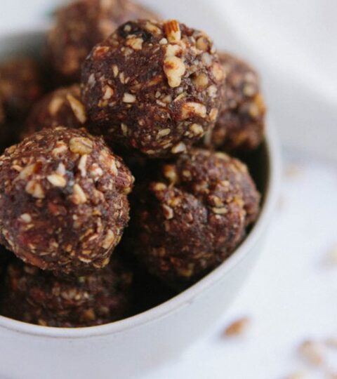 Raw Energy Bites Balls (unit)..(flax-sesame-date-almond-chia-goji Berry-cocoa Nibs)-Hacienda Sapori Antichi